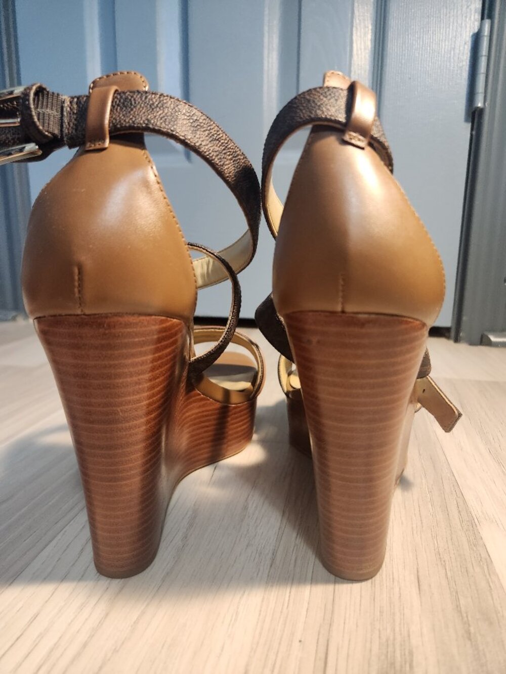 Micheal Kors High Heels - Picture 3 of 4